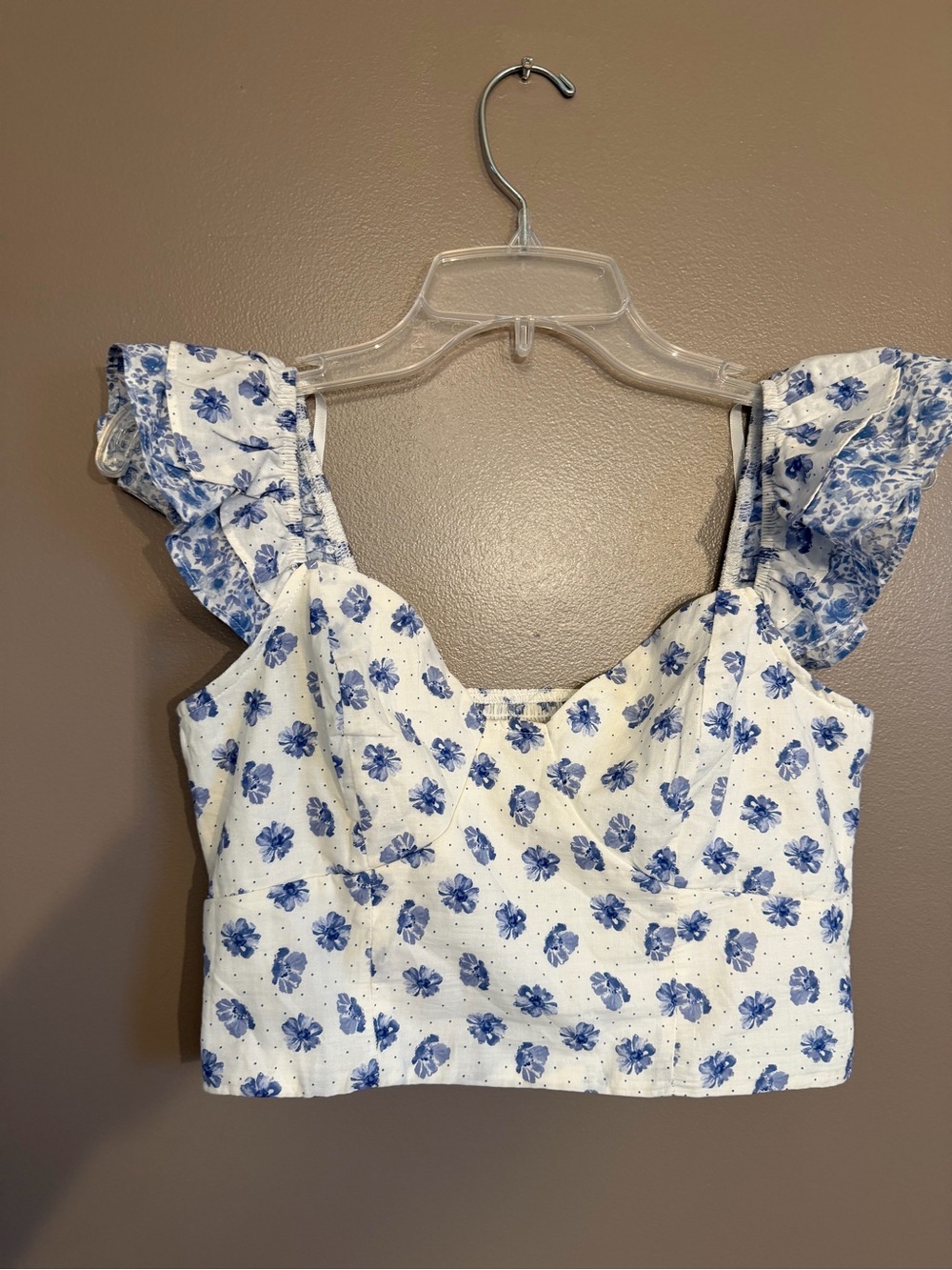 NWOT Crystal Sky Floral Cropped top with smocking.